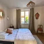 Maison De Charme Avec Jardin Et Parking- Centre De Montignac, à 10 Min De Lascaux Hébergement de vacances Montignac-Lascaux
